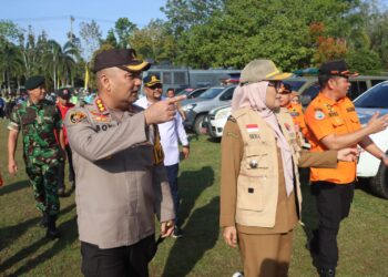 Kapolresta menghadiri Apel Siaga Karhutla pada Kantor Wali Kota Palangka Raya, Jalan Tjilik Riwut Km. 5,5, Kota Palangka Raya, Kalimantan Tengah, yang dihadiri oleh unsur lintas sektoral tingkat kota, Selasa (30/7/2024) pagi.