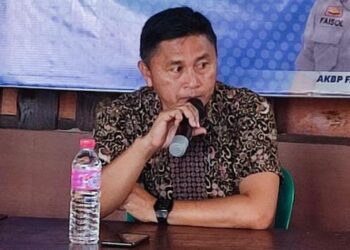 Polresta Manado mengadakan kegiatan “Jumat Bacarita” di Kantin Presisi Polresta Manado. Acara yang dimulai pukul 09.00 WITA ini mengangkat topik penting tentang upaya pencegahan penyalahgunaan narkotika, Jumat (2/8/2024).