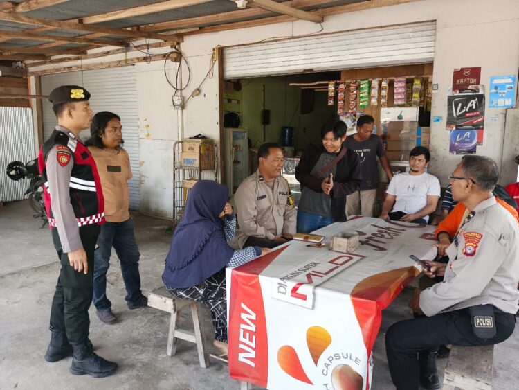 Seorang perempuan bernama Yohana Parista Podang (30) ditemukan meninggal dunia di sebuah kios sembako milik Bapak Wahidin, yang terletak di Jalan Tjilik Riwut Km 8, Kota Palangka Raya, Sabtu (3/8/2024) pukul 09.00 WIB.