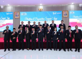 Pelantikan Direktur Jenderal Pengendalian dan Penertiban Tanah dan Ruang (Dirjen PPTR), Jonahar yang sebelumnya menjabat sebagai Staf Ahli Bidang Teknologi Informasi. Pelantikan dan pengambilan sumpah janji jabatan ini berlangsung di Kantor Kementerian ATR/BPN, Jakarta. Senin, (05/08/2024).