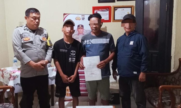 Bhabinkamtibmas Polsek Tuminting, Aiptu Andi Setiawan, berhasil melakukan mediasi dan penyelesaian masalah penganiayaan yang terjadi di Kelurahan Tuminting pada Minggu, 4 Agustus 2024.