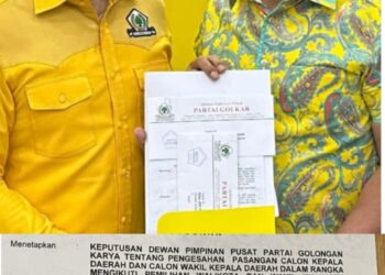 Surat yang diserahkan oleh Wakil Ketua Umum DPP Partai Golkar Ahmad Doli Kurnia Tanggung itu ditandatangani oleh Ketua Umum Partai Golkar Airlangga Hartarto dan Sekretaris Jendral (Sekjen) Lodewijk F Paulus tertanggal 6 Agustus 2024 di Jakarta