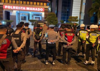 Polresta Manado melaksanakan operasi Kepolisian Kewilayahan Pekat Samrat 2024 yang fokus pada pengawasan tempat hiburan malam. Berdasarkan Surat Perintah Kapolresta Manado Nomor: Sprin/479/VII/OPS.1.3./2024 tanggal 30 Juli 2024, kegiatan ini dilaksanakan pada hari Sabtu, 10 Agustus 2024, mulai pukul 23.00 hingga 01.50 WITA.