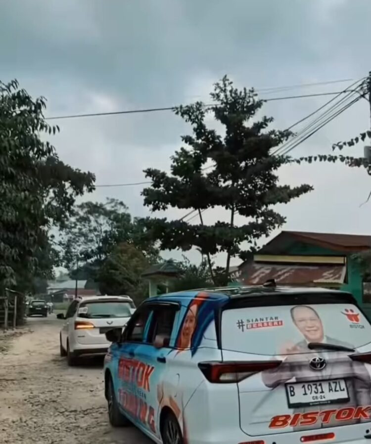 Konvoi dimulai dari posko utama dan melintasi sejumlah rute strategis di kota Pematangsiantar, termasuk kawasan Marihat, Simpang Dua, Jalan Singamaraja, Rindam, Jalan Medan, hingga Jalan Sutomo. Di sepanjang perjalanan, Masyarakat Pematangsiantar menyambut konvoi dengan antusiasme yang tinggi, menciptakan suasana penuh kehangatan dan semangat kebersamaan.