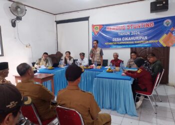 Sambutan dari Kepala Desa Cikahuripan  Bapak Andi Upi  dalam acara Rembug Stunting Tahun 2024 Kecamatan Klapanunggal Kabupaten Bogor (Foto: RH/Mitrapolri.com - 20/08/24)