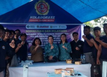 Sosialisasi dan Pelatihan Vaksinasi Ternak Kepada pemuda tani dalam rangka senergi upaya pengendalian inflasi dan potensi ekonomi masyarakat oleh TP. PKK dan Karang Taruna Kabupaten Dairi 2024 yang di Laksanakan di Jalan Rimo Bunga, Kecamatan Sitinjo Kabupaten Dairi Sumatera Utara Senin (19/08/2024).