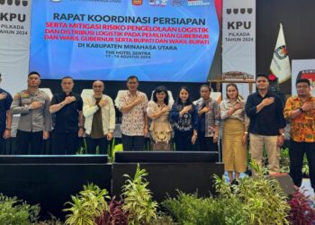 Bertempat di Hotel Sentra, Desa Maumbi, Kecamatan Kalawat, dilaksanakan hari kedua Rapat Koordinasi Persiapan serta Mitigasi Risiko Pengelolaan dan Distribusi Logistik pada Pemilihan Gubernur dan Wakil Gubernur serta Bupati dan Wakil Bupati Kabupaten Minahasa Utara Tahun 2024, Senin (19/8/2024).