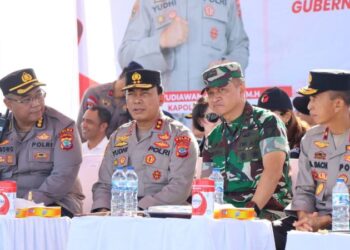 Kepolisian Resor Kota Manado menggelar latihan Sistem Pengamanan Kota (Sispamkota) di area Pohon Kasih, Kawasan Megamas Kota Manado, pada Rabu 21 pagi pukul 08.00 WITA. Kegiatan ini diadakan sebagai bagian dari upaya mempersiapkan pengamanan untuk Pemilihan Kepala Daerah (Pilkada) Tahun 2024.