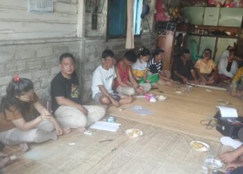 Setelah dilakukan pencarian intensif di dua kabupaten berbeda pada dua provinsi berbeda, Polres Samosir akhirnya menemukan Bernika Putri Ayu Situmorang (20) masyarakat Desa Lumban Suhisuhi Kec. Pangururan Kab.Samosir, yang sebelumnya dilaporkan hilang oleh keluarganya.