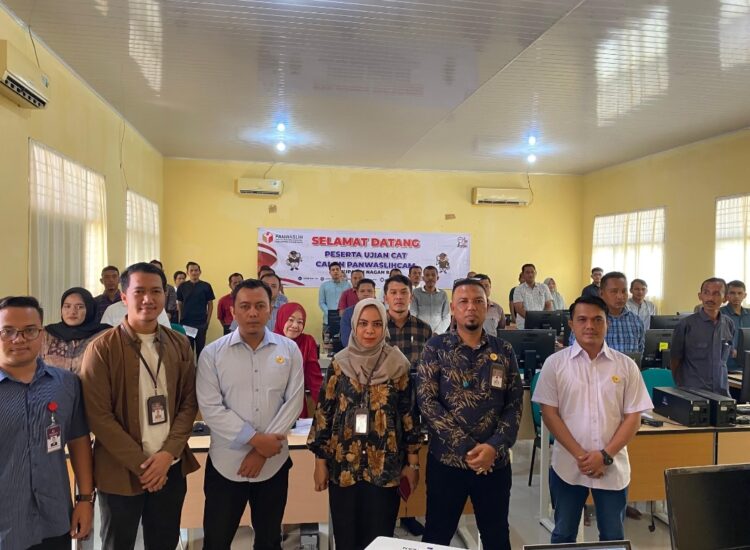 Sebanyak 182 peserta Calon Anggota Panwaslih Kecamatan (Panwascam) untuk Pemilihan Kepala Daerah (Pilkada) tahun 2024 mengikuti Computer Assisted Test (CAT) di SMP Negeri 1 Seunagan selama dua hari. Sabtu-Minggu, 3-4 Agustus 2024.