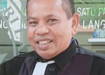 Ketua Yayasan Advokasi Rakyat Aceh (YARA) Langsa H A Muthallib Ibrahim, SE,.SH,.M.Si,.M.Kn