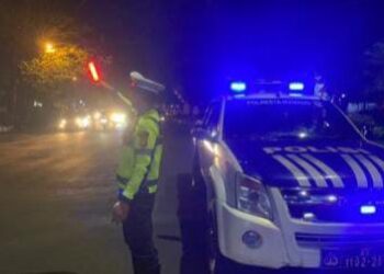 Satuan Sat Lantas Polresta Manado melakukan patroli malam hari atau Patroli Program Inovasi Silau Mata (siaga lampu biru di keramaian Kota) untuk memantau situasi Kamseltibcarlantas (keamanan, keselamatan, ketertiban, dan kelancaran lalu lintas) di wilayah hukum Polresta Manado. Patroli ini bertujuan untuk memberikan rasa aman bagi warga masyarakat dan memastikan kelancaran lalu lintas di Kota Manado, Rabu (11/9/2024) malam.