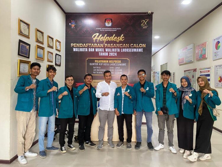 Senat Mahasiswa Instititut (SEMA-l) dan Dewan Eksekutif Mahasiswa Institut (DEMA-l) Audiensi dan Silaturrahmi dengan Komisi Independen Pemilihan Umum (KIP) Kota Lhokseumawe, pada jumat 13/9/2024 untuk silaturrahmi dan membahas tahapan pendaftaran bakal calon Walikota dan calon Wakil Walikota Lhokseumawe periode 2024-2029 pada pemilihan umum Kepala Daerah (PILKADA) tahun 2024.