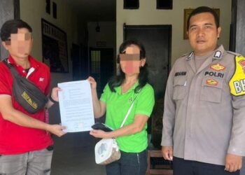 Pada Mingu (15/9/204), seorang anggota Bhabinkamtibmas berhasil menyelesaikan permasalahan terkait dugaan perbuatan tidak menyenangkan yang terjadi di Lingkungan VI, Kelurahan Malalayang Satu, Kecamatan Malalayang, Kota Manado.