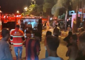 Terjadi kebakaran yang melanda satu unit rumah permanen di Kelurahan Maasing, Lingkungan II, Kecamatan Tuminting, Kota Manado, Senin (16/9/2024) sekitar pukul 00.05 WITA.