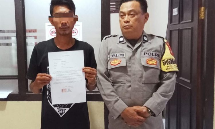 Bhabinkamtibmas Polsek Tuminting menerima laporan dari Ibu Ona melalui Call Centre 112 mengenai keributan yang disebabkan oleh seorang warga yang dalam keadaan mabuk di Kelurahan Sumompo Link 2, Kecamatan Tuminting, Kota Manado, Rabu (18/9/2024) malam.