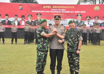 Kapolda Riau Irjen Iqbal mengadakan acara pelepasan secara besar-besaran di Mapolda Riau, Kamis (26/9/24) pagi.