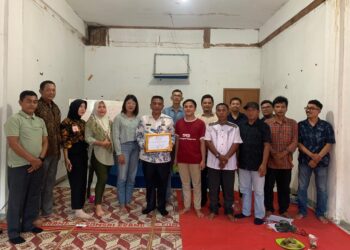 Badan Komando Daerah (BKD) Tenaga Penggerak Ketahanan Desa Provinsi Sumatera Utara melaksanakan diskusi mingguan yang berjudul Tatakelola Pemerintahan Desa, di Kantor BKD TPKD Sumatera Utara, Medan. Diskusi yang di hadiri Pengurus TPKD dan mahasiswa Kota Medan di isi oleh Antonius Tarigan, S.Sos,.M.AP. Camat STM Hulu Kabupaten Deli Serdang.