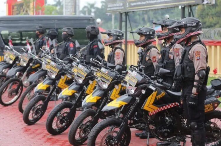 SIAGAKAN PERSONIL: Polda Sumut siagakan personel pengamanan Opening Ceremony PON 2024, Senin (9/9/2024). (Foto Dok / Polda Sumut)