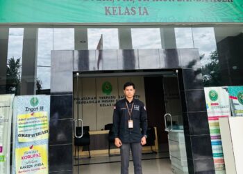Mitra Ate Fulawan dan Sabrina, dua Paralegal pada Yayasan Advokasi Rakyat Aceh (YARA) mengajukan permohonan Praperadilan ke Pengadilan Negeri (PN) Banda Aceh.
