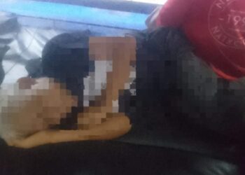 Polsek Pelabuhan menerima laporan mengenai penemuan mayat seorang lelaki di atas kapal KM. Barcelona III. Korban, yang diidentifikasi sebagai Elieser Bukanaung, berusia 78 tahun, ditemukan dalam keadaan meninggal dunia di ranjang nomor 86 di deck 1 kapal tersebut, Pada Jumat, 4 September 2024, sekitar pukul 05.00 WITA.