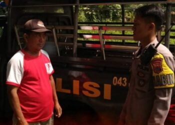 Polsek jajaran Polresta Manado melaksanakan program sambang warga yang bertujuan untuk membangun kedekatan dengan masyarakat, Minggu (6/10/2024).