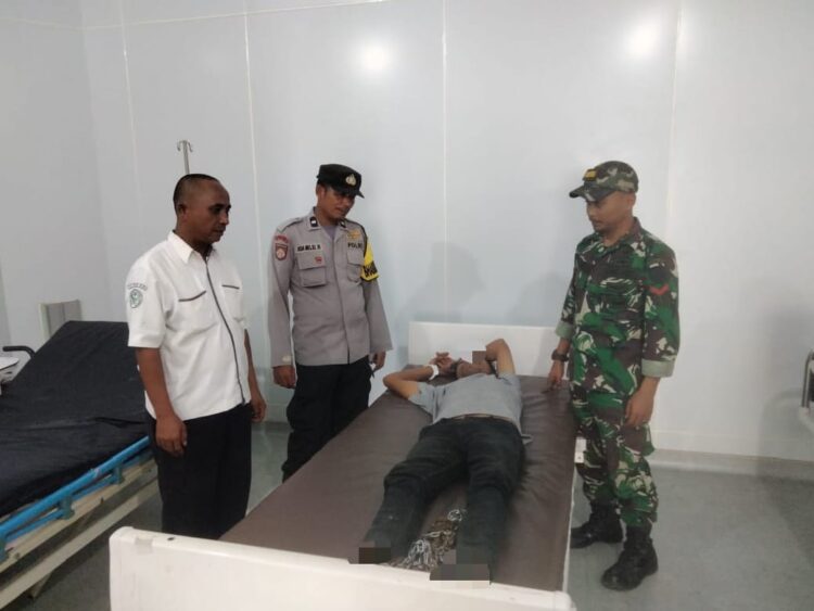 AIPDA Asa Melki Hutabarat, personel Bhabinkamtibmas dari Polsek Palipi, melaksanakan pelayanan kepada Orang Dengan Gangguan Jiwa (ODGJ) di dua desa binaannya, Desa Simbolon Purba dan Desa Sigaol Simbolon Kecamatan Palipi Kabupaten Samosir. Dalam dua hari berturut-turut, AIPDA Asa mendampingi tim kesehatan dari Puskesmas Mogang dalam menangani pasien ODGJ yang mengganggu kenyamanan warga.