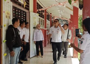 Polsek Wori turut berperan aktif dalam memastikan keamanan selama kunjungan kerja Pejabat Sementara (Pjs.) Bupati Minahasa Utara di Kecamatan Wori. Kunjungan yang berlangsung pada Kamis (tanggal) tersebut bertujuan untuk meninjau lokasi pemasangan internet gratis di Pulau Nain dan Pulau Mantehage, dua wilayah terpencil yang sangat membutuhkan akses teknologi, Kamis (10/10/2024).