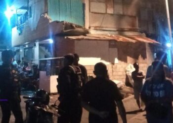 Polresta Manado menunjukkan respons cepat terhadap laporan yang diterima melalui Call Center 112/110 mengenai keributan dan pengancaman yang terjadi di Kompleks Masjid Al Maghfirah, Kelurahan Karame, Kecamatan Singkil, Rabu 16 Oktober 2024 Pukul 00.30 WITA.