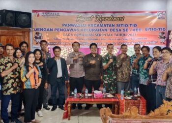 Polres Samosir berperan aktif dalam memastikan kelancaran dan keamanan penyelenggaraan pilkada. Bersama Panitia Pengawas Tingkat Kecamatan (Panwascam) Kabupaten Samosir, Polres Samosir terlibat dalam serangkaian kegiatan pengawasan dan pengendalian. Kegiatan ini menjadi bagian dari strategi pengawasan partisipatif, yang diharapkan dapat menjaga demokrasi tetap berjalan dengan jujur, adil, dan damai.