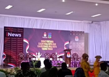 Debat pertama yang digelar KPUD Tebing Tinggi, Sabtu (19/10/2024) di Balai Kartini, Jalan Gunung Lauser (Ist)