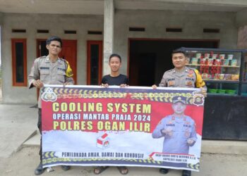 Polsek Rantau Alai menggelar kegiatan patroli himbauan dan cooling system di tiga desa dalam wilayah hukumnya pada Selasa (22/10/2024). Kegiatan ini bertujuan untuk menjaga keamanan dan ketertiban masyarakat (Harkamtibmas) agar tetap kondusif.