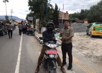 Polres Samosir bersama Bapendasu Pangururan menggelar razia Terpadu Gabungan di Jl. SM Raja, Kecamatan Pangururan, Kabupaten Samosir. Kegiatan ini dipimpin oleh Kasat Lantas Polres Samosir AKP Natanail Surbakti, S.H., M.H, dengan sasaran kendaraan yang diduga belum memenuhi kewajiban pajaknya.