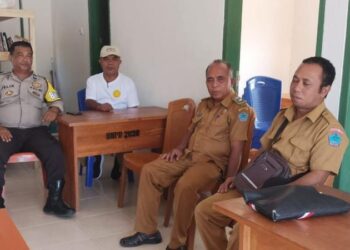 anggota Bhabinkamtibmas Polsek setempat melaksanakan kegiatan sambang di Desa Lantung. Kegiatan ini berlangsung pada hari Rabu (30/10/2024) dan dihadiri oleh sejumlah warga desa Lantung.