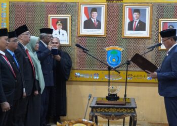 Pemerintah Kabupaten (Pemkab) Ogan Komering Ilir memastikan mutasi dan rotasi sejumlah pejabat administrator dan fungsional di lingkungan Pemkab OKI pada Kamis (31/10) sesuai prosedur dan bebas kepentingan politik.