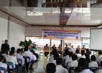 Polres Samosir memastikan keamanan acara berjalan lancar di beberapa kecamatan. Pengamanan ini dilakukan demi mendukung kelancaran Pilkada Serentak 2024 yang berlangsung dengan optimal dan diawasi secara ketat. Selasa, (04/11/2024).