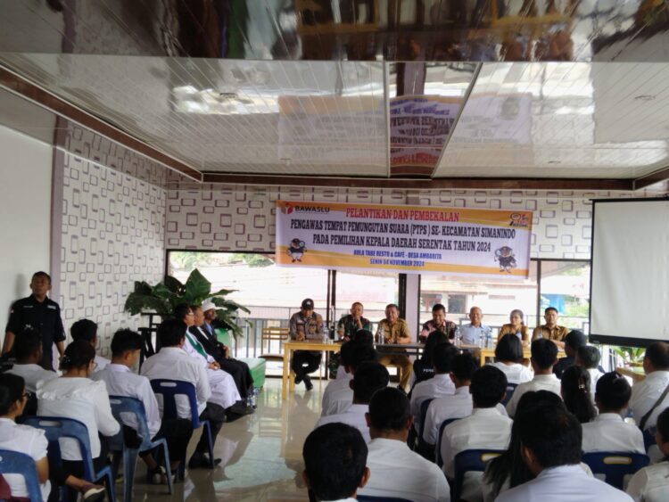 Polres Samosir memastikan keamanan acara berjalan lancar di beberapa kecamatan. Pengamanan ini dilakukan demi mendukung kelancaran Pilkada Serentak 2024 yang berlangsung dengan optimal dan diawasi secara ketat. Selasa, (04/11/2024).