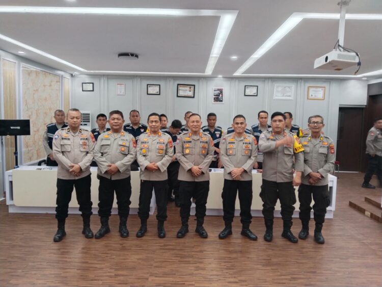 Satuan Pembinaan Masyarakat (Sat Binmas) Polres Ogan Ilir menghadiri kegiatan Supervisi dan Asistensi Bhabinkamtibmas yang diselenggarakan oleh Subdit Bhabinkamtibmas Ditbinmas Polda Sumatera Selatan. Kegiatan ini dilaksanakan di Ruang Rapat Utama Mapolrestabes Palembang mulai pukul 09.00 WIB hingga selesa, Senin (04/11/2024).
