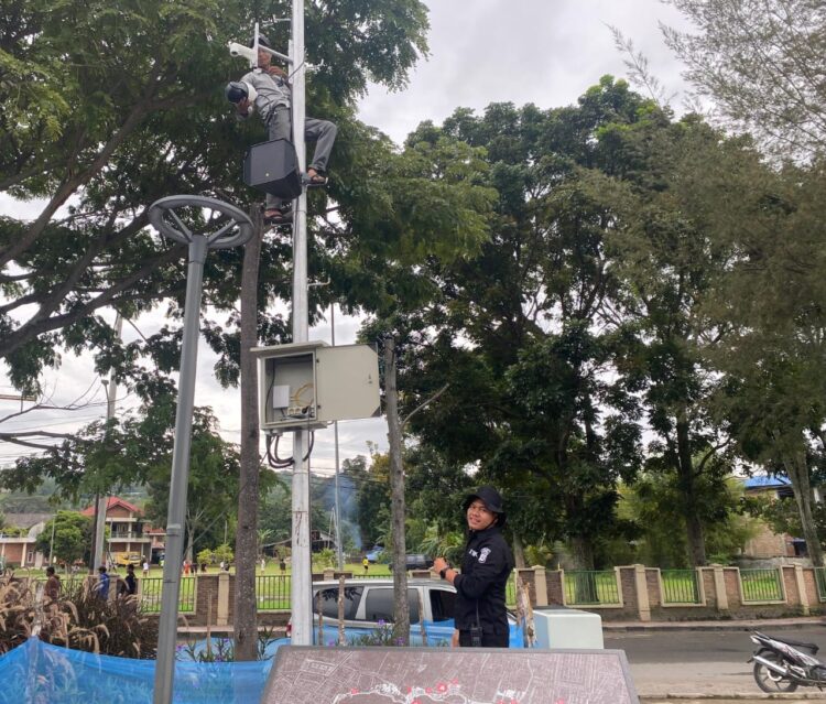 Polres Samosir mengintensifkan pengamanan dengan pemasangan CCTV canggih di berbagai lokasi strategis di area venue. Kejuaraan dunia ini akan digelar di Pantai Danau Toba yang salah satunya di Pantai Water Front City Pangururan, Kabupaten Samosir.