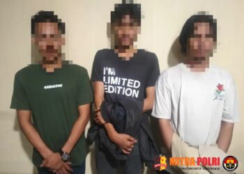 Tim Patroli Perintis Presisi Sat Samapta Polresta Gowa mengamankan tiga pria berinisial FL (29), AR (20) dan MB (24), kedapatan membawa yang diduga narkotika jenis sabu di Jl. Danau Mawang, Romang Lompoa, Kec. Bontomarannu Kabupaten Gowa, Senin (11/11) sekitar Pukul 00.30 Wita.