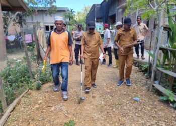Inspektorat Aceh Utara melalui Inspektur Pembantu melakukan pemeriksaan Pengelolaan Dana Desa (DD) dari Tahun 2019 sampai Tahun 2023 di Gampong Biara Barat Kecamatan Tanah Jambo Aye Aceh Utara. Senin, (11/11/2024).