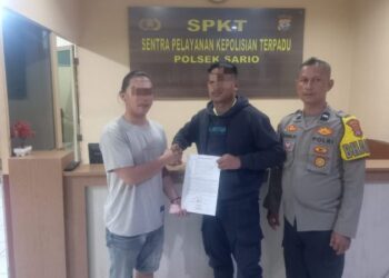 Aipda Doni Nugroho, Bhabinkamtibmas Polsek Sario, berhasil melakukan upaya problem solving terkait sebuah perkelahian yang terjadi di wilayahnya, yang berakhir dengan perdamaian antara kedua pihak yang berseteru. Peristiwa tersebut terjadi pada Jumat, 14 November 2024, dan segera ditangani oleh Aipda Doni dengan pendekatan persuasif.