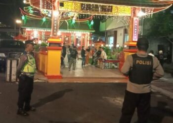 Polsek Wenang melakukan pengamanan terhadap kegiatan kunjungan/silaturahmi salah satu calon gubernur Sulawesi Utara (Sulut) di Klenteng Ban Hing Kiong (BHK), yang terletak di pusat Kota Manado. Kegiatan ini berlangsung dengan lancar dan dihadiri oleh berbagai kalangan masyarakat serta tokoh agama setempat.