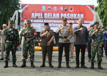 Komandan Kodim 0702/Purbalingga Letkol Inf Untung Iswahyudi, S.Sos., M.Hum., M.Han., memimpin langsung Apel Gelar Pasukan Kesiapsiagaan Bencana Kabupaten Purbalingga. Apel tersebut bertempat di Jalan Lingkar Alun-alun Purbalingga, Jumat (22/11/2024). 