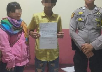 Bhabinkamtibmas Polsek Tikala berupaya menjadi pengayom masyarakat dengan menyelesaikan kasus-kasus kenakalan remaja di wilayah tersebut, Sabtu (23/11/2024).