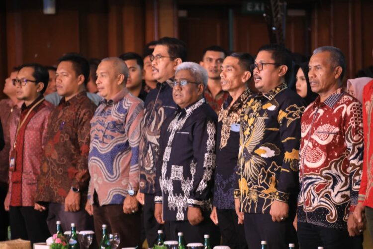 Penjabat Bupati Aceh Utara Dr Mahyuzar, MSi, turut hadir ke tempat berlangsungnya acara di gedung AAC Dayan Dawood Banda Aceh untuk menyaksikan secara langsung even pemilihan dan penobatan Agam – Inong Aceh 2024.