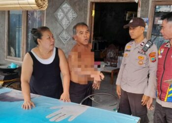 Keributan tersebut diketahui dipicu oleh pengaruh minuman keras yang menyebabkan beberapa individu kehilangan kendali dan menciptakan suasana tidak kondusif. Bripka Risky segera bergerak ke lokasi untuk meredam situasi dan melakukan pendekatan persuasif kepada para pelaku.