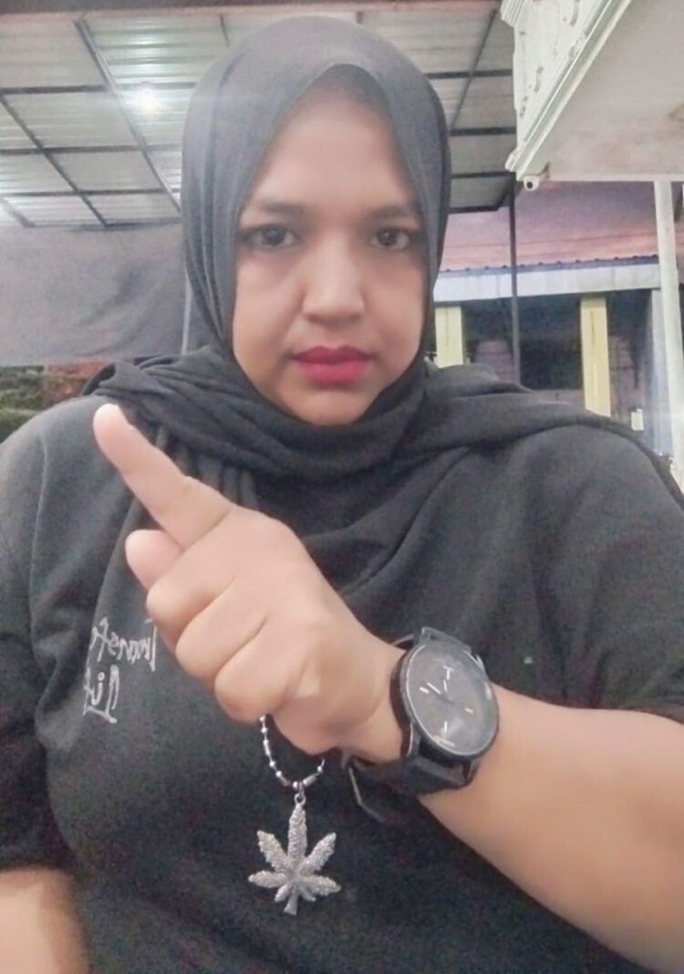 Ketum Lembaga Fasilitas Akademik Kantara Simpul Indonesia. (FAKSI) Provinsi Aceh, Yulindawati, akrab di panggil Linda