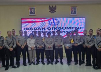 Polresta Manado kembali menggelar kegiatan Pembinaan Rohani dan Mental (Binrohtal) pada Selasa (tanggal lengkap, jika ada). Kegiatan ini bertujuan untuk memperkuat iman dan taqwa personel dalam menjalankan tugas sebagai pelayan masyarakat, Kamis (28/11/2024).