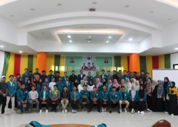 Senat Mahasiswa Institut (SEMA-I) Agama Islam Negeri Lhokseumawe sukses menyelenggarakan kegiatan Diskusi Publik dengan tema “Susah senang jinoe tapike, telah oeh akhe hana lee guna” di aula fakultas FTIK Pada Selasa, 5/11/ 2024. Yang di ikuti oleh Peserta deligasi dari organisasi mahasiswa (ORMAWA) masing-masing fakultas di lingkup kampus IAIN Lhokseumawe.